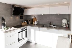 Neu PENTHOUSE MoselTop Luxus Design Klima 2P