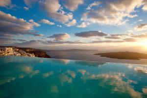 Cosmopolitan Suites - Small Luxury Hotels of the World Santorini Greece