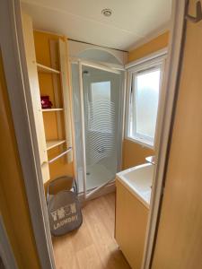 Campings mobil home personnes : photos des chambres