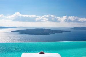 Cosmopolitan Suites - Small Luxury Hotels of the World Santorini Greece