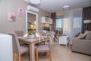 Casa Elly Ivan Luxury Homes 3ªPlta Sur 1ªLinea