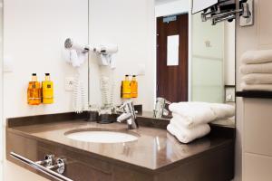 Hotels Hotel De La Pyramide : photos des chambres