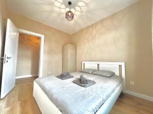 New Imperial Apartments