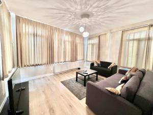 New Imperial Apartments