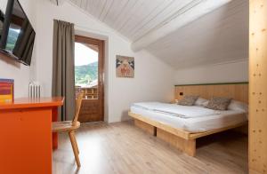 Superior Double or Twin Room room in Ostello Alpino