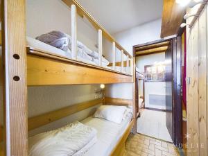 Studio cabine pour 4 pers. au pied des pistes avec terrasse et parking, Montvalezan - FR-1-398-648