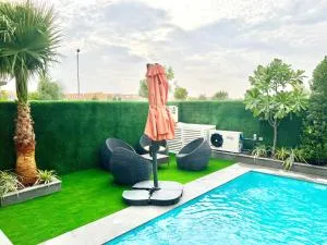Dubai Private Pool villa Damac Hills 2 deleguest - Ud al Beida