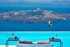 Cosmopolitan Suites - Small Luxury Hotels of the World Santorini Greece