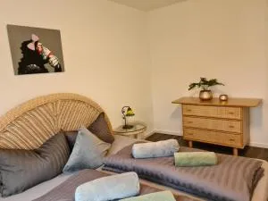 Pilgrims "Dobby" 1 SZ wifi - Madfeld