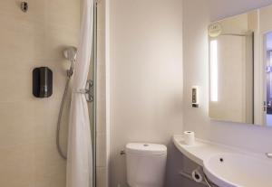 Hotels B&B HOTEL Auxerre Moneteau : photos des chambres