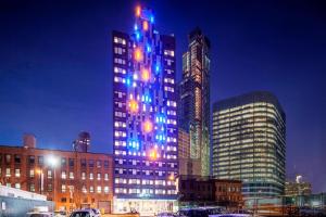 Aloft by Marriott Long Island City-Manhattan View