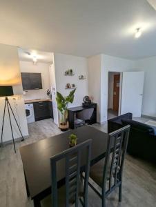 Le Ronsard, vue sur forteresse