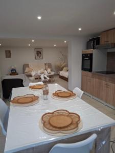Maisons de vacances Les chatillonnes 25 minutes du zoo de beauval : photos des chambres