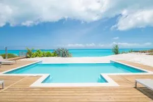 Luxury Beachfront Villa On The Sand With Pool - Lower Deadmanʼs Cay
