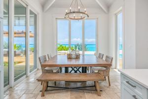 Luxury Beachfront Villa On The Sand With Pool
