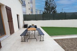 Maisons de vacances Chez Lana - 8 prs - Parking - Jardin : photos des chambres