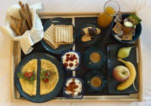 Sitovolonas Superior Accommodation