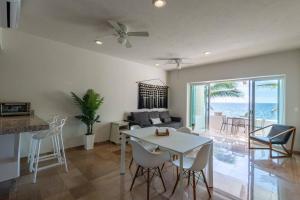 2 BR Apartment sea view