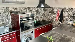 Appartements Chez BEN avec tout le confort clim wifi Netflix gratuit : photos des chambres