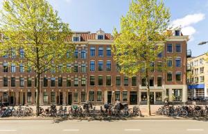 2 bedroom apartment with garden
