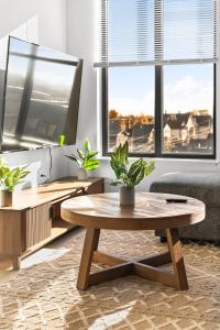 Furnished Luxury Apartment Close to Boston