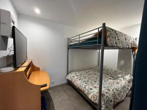 Appartements Chez BEN avec tout le confort clim wifi Netflix gratuit : photos des chambres