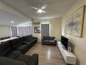Spacious Family Home Sleeps 8