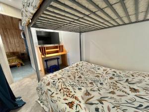 Appartements Chez BEN avec tout le confort clim wifi Netflix gratuit : photos des chambres