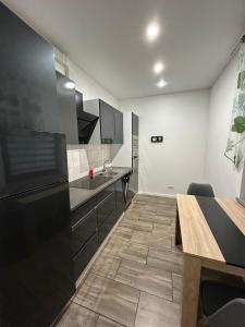 Schöne 2 Zimmer Ferienwohnung mit WLAN Direkt an der Autobahn
