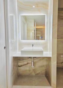 Era Deluxe Apartment 1