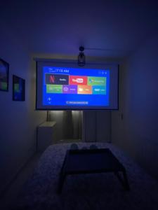 Appartement 2 pièces avec Projecteur à 100m du métro