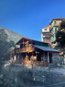 Native- by Bleeblu - Ani