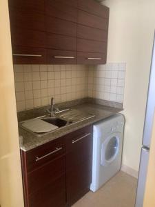 Marina Bliss-Seaside Retreat