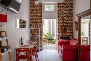 Duplex and private patio at Eiffel Tower