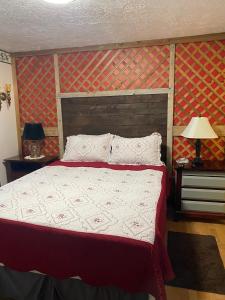 Center Street Cottage