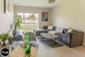 The Maisonette Solihull, Modern 3 Bed Serviced Apartments With Free Parking - Minutes From NEC JLR BHX HS2