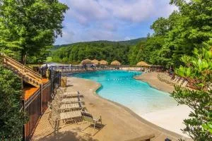 Petit Crest Villas - Marblehill