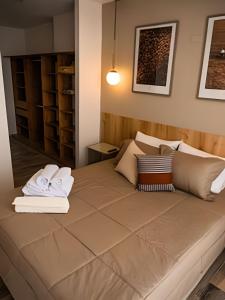 Torre de Apartasuites Centro Comercial Cerritos Mall