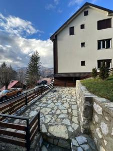 Pine forest view apartment