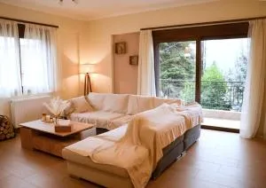 GK Apartment - Boúmboukas