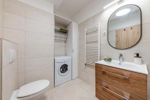 Free Parking Sweet Home