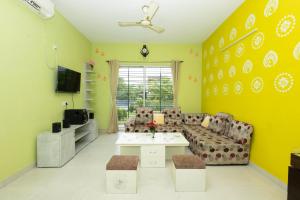 Raichak Green Villa by JadeCaps AC 3BHK Garden