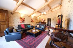 Maisons de vacances Authentique mas avec vue et piscine Eygalieres LS1-447 : photos des chambres
