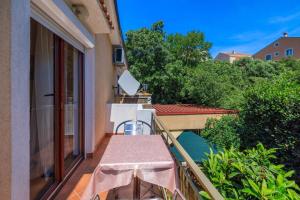 Apartments and Room Mirjana 