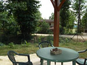 Gites Domaine de Gavaudun : photos des chambres