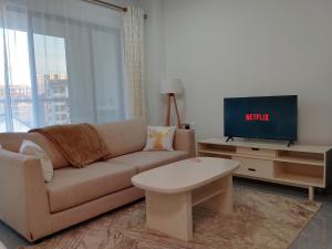Studio in Kileleshwa with Gym, Pool, Netflix, Washer