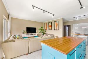 Cozy Escape in Windsor West