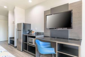 Studio 6 Suites Perris, CA