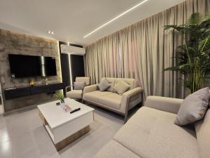 ALDAR 1 , Luxury Apartments