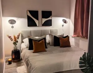 Moderne Wohnung mit Seeblick - Delecke